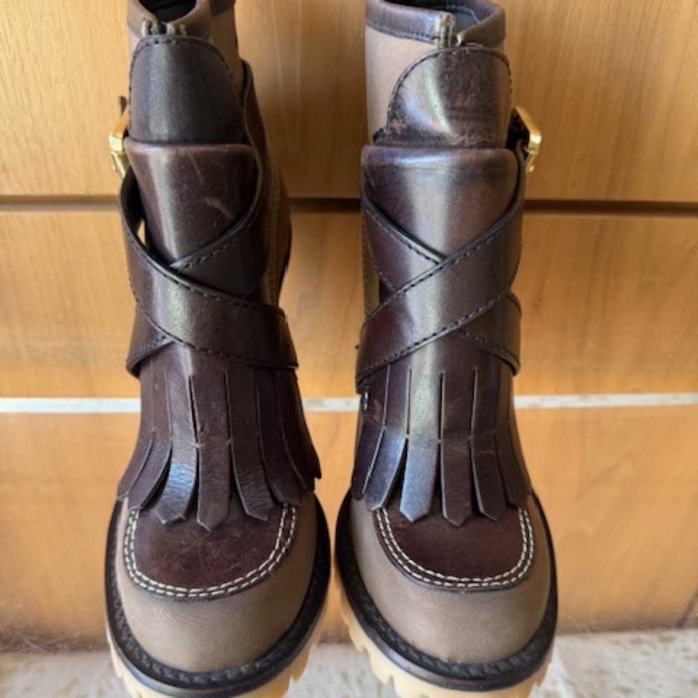 NWOT Tory Burch Sky High Brown & Tan Brogue Boot - Size 7
